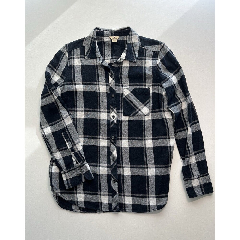 Woolrich Women’s M Plaid Flannel Shirt Black Gray White Button Front Long Sleeve
